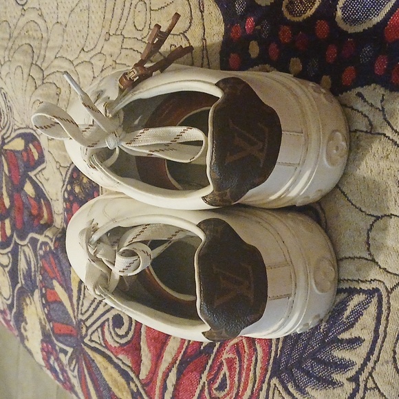 White Louie Vutton Sneakers - Picture 2 of 3